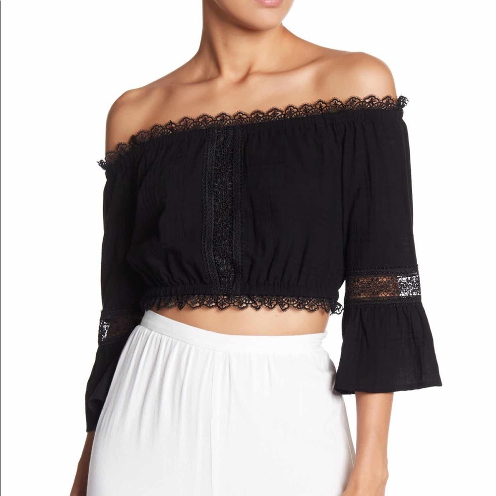 🌟NWT🌟 Endless Rose Off-the-Shoulder Crop Top